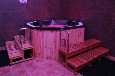 sauna gay madrid|Gay Saunas in Madrid, Spain (2024)